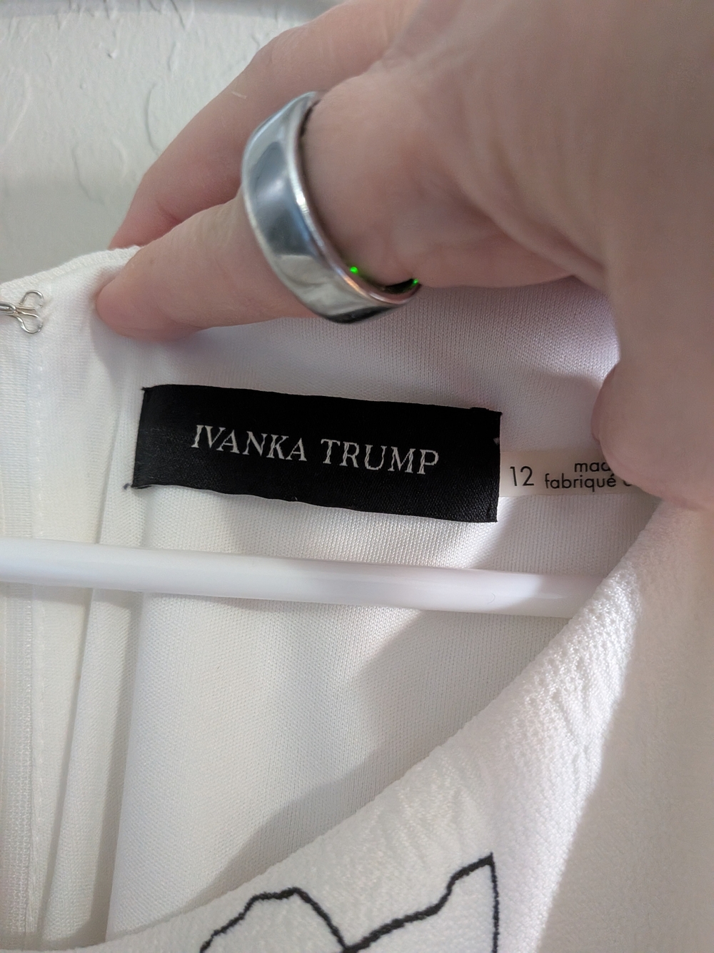 Ivanka Trump White Floral Sheath Dress with Black Sketch Print - Picture 3 of 4